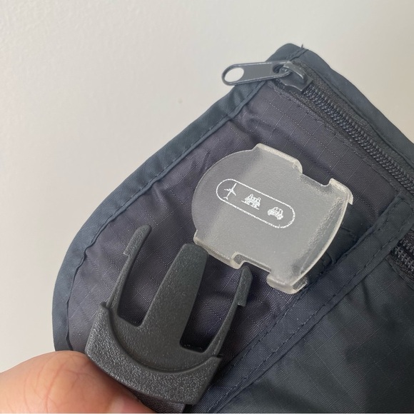 Body Tight Fanny Pack - Picture 6 of 10